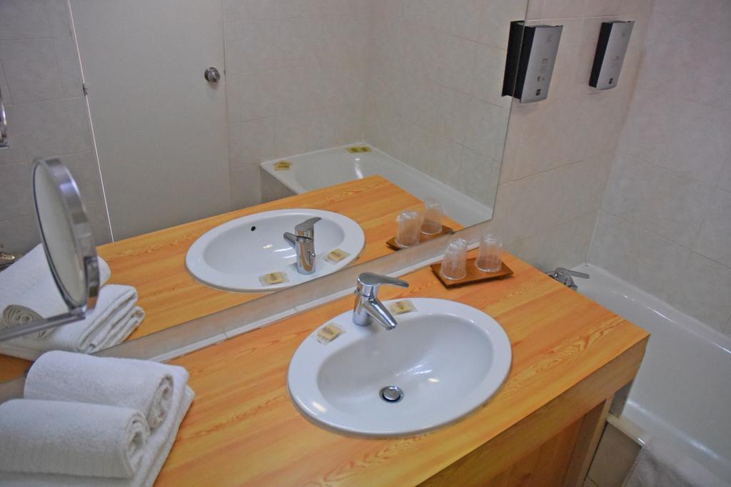 Hotel Grand Canyon Du Verdon Aiguines Exterior foto